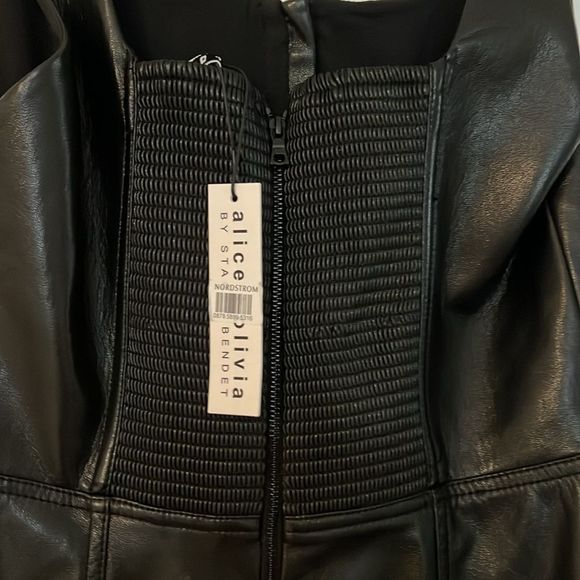 Alice & Olivia Faux Leather Black Flare Leg Corset Jumpsuit  Size 8 NWT - Picture 6 of 8